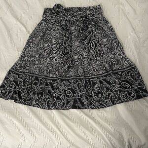 LOFT Black White Paisley Elastic Waist Lined Flowy Skirt Size S EUC
